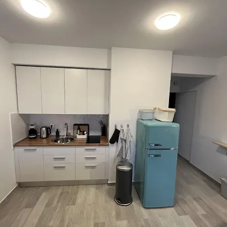 Apartment Azure Razanj