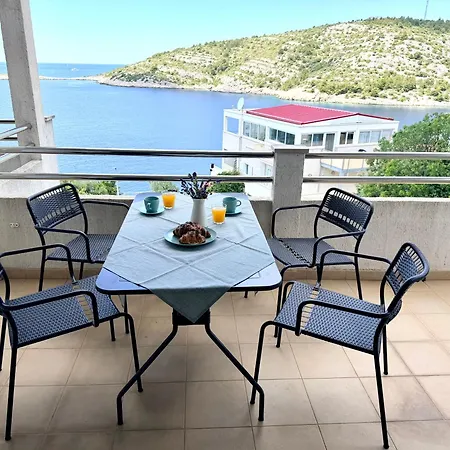 Apartment Azure